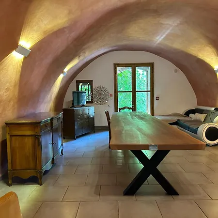 Maison Spacieuse A Avec Jardin Et Vue Montagne Nyaraló Castellane